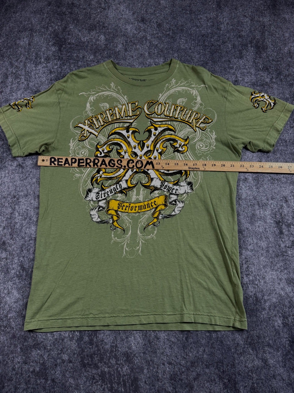 (rare) 2000s xtreme couture shirt (L)