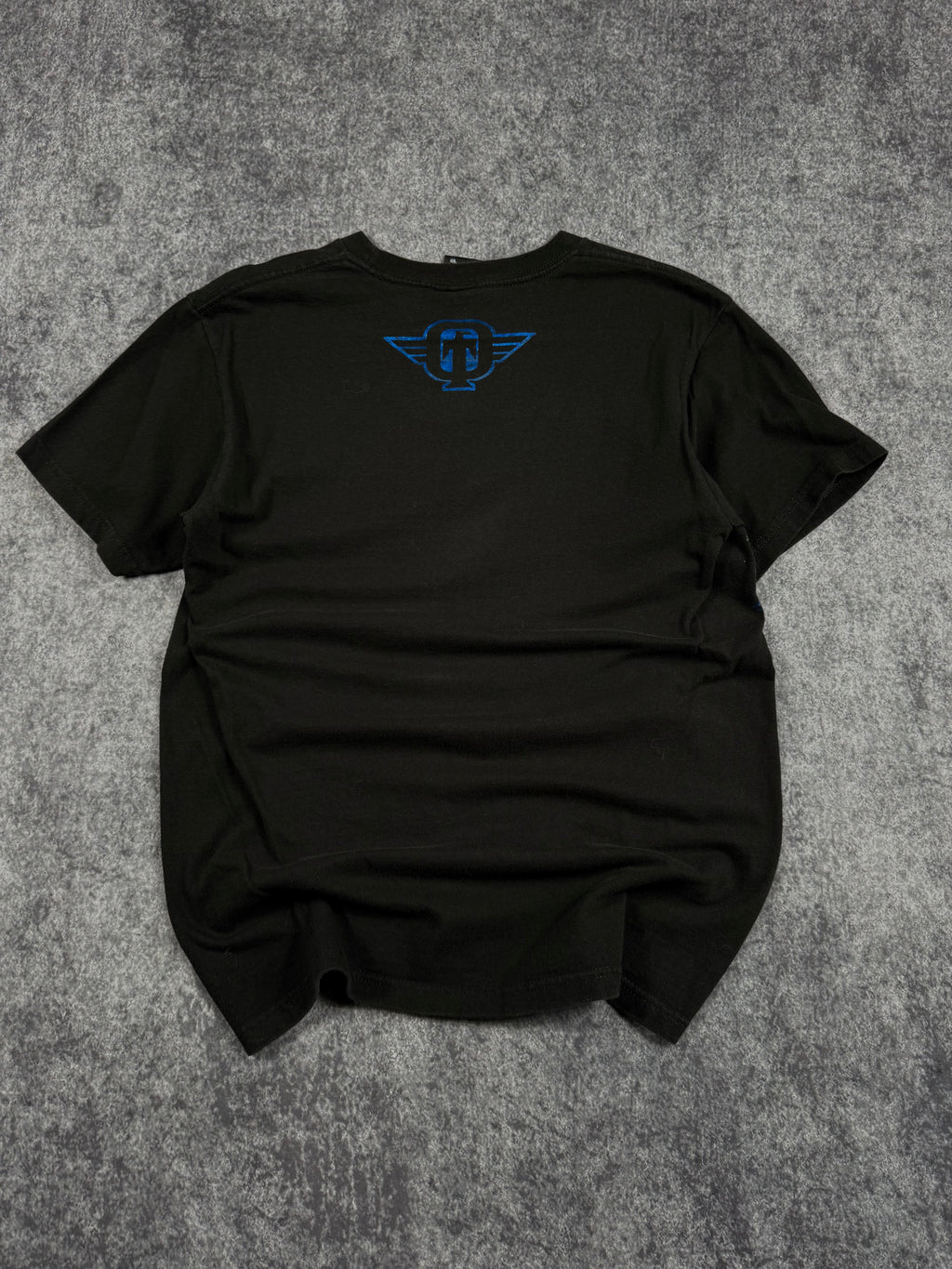 (rare) 2000s tapout chrome shirt (S)