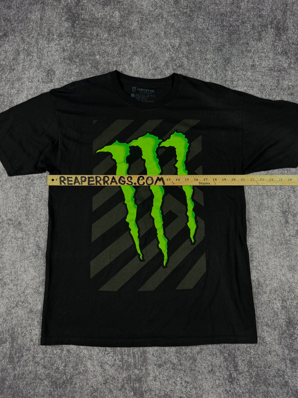 (rare) 2000s monster energy shirt (L)