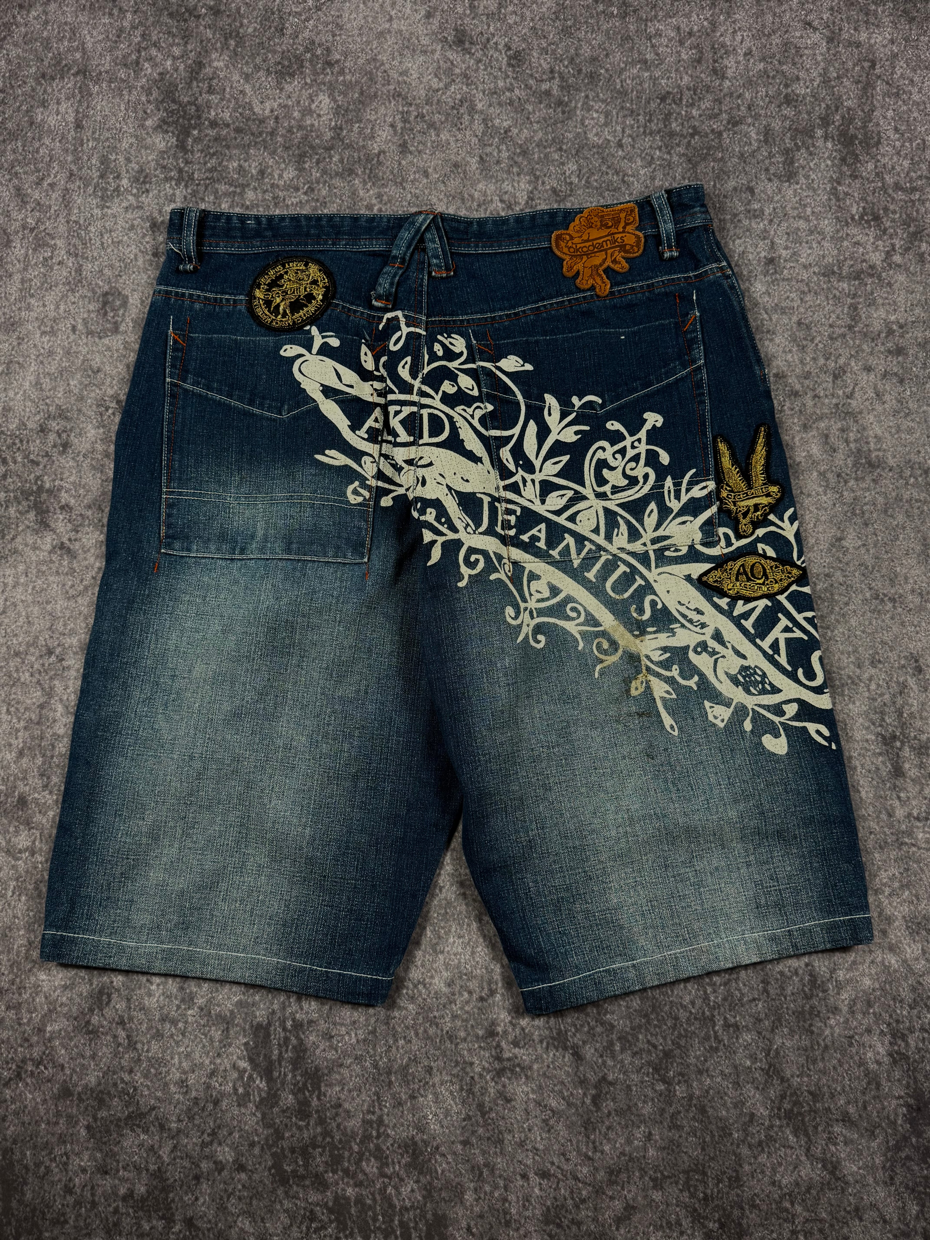 (rare) 2000s akademiks jorts (38)