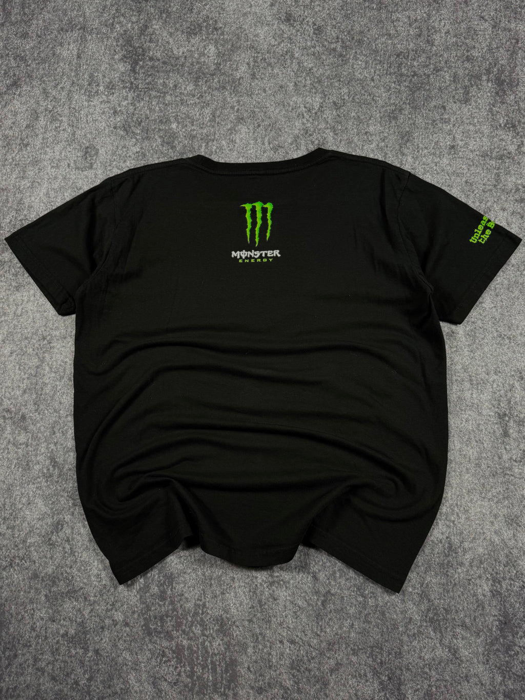 (rare) 2000s monster energy shirt (L)