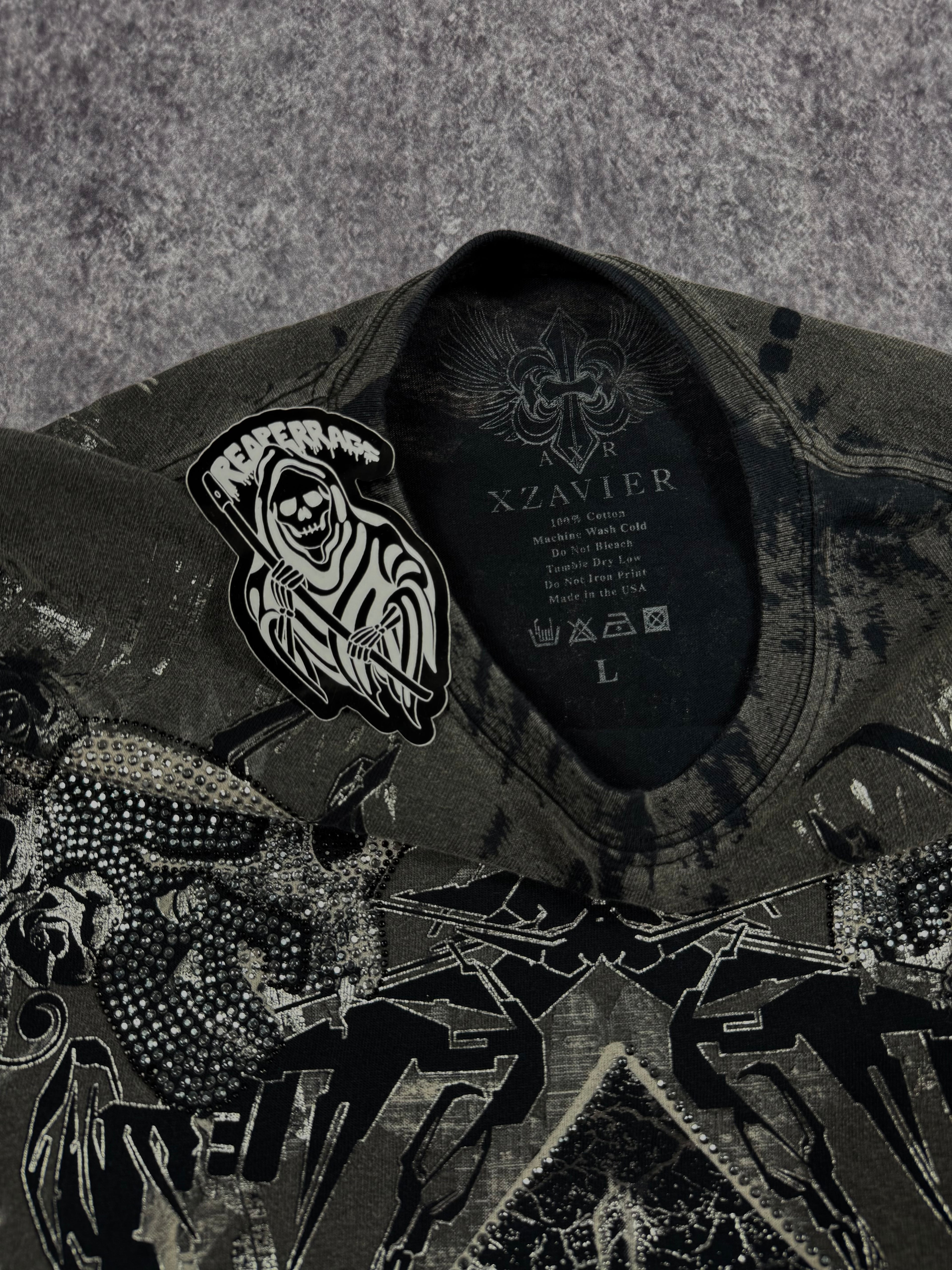 (rare) 2000s xzavier rhinestone shirt (S)