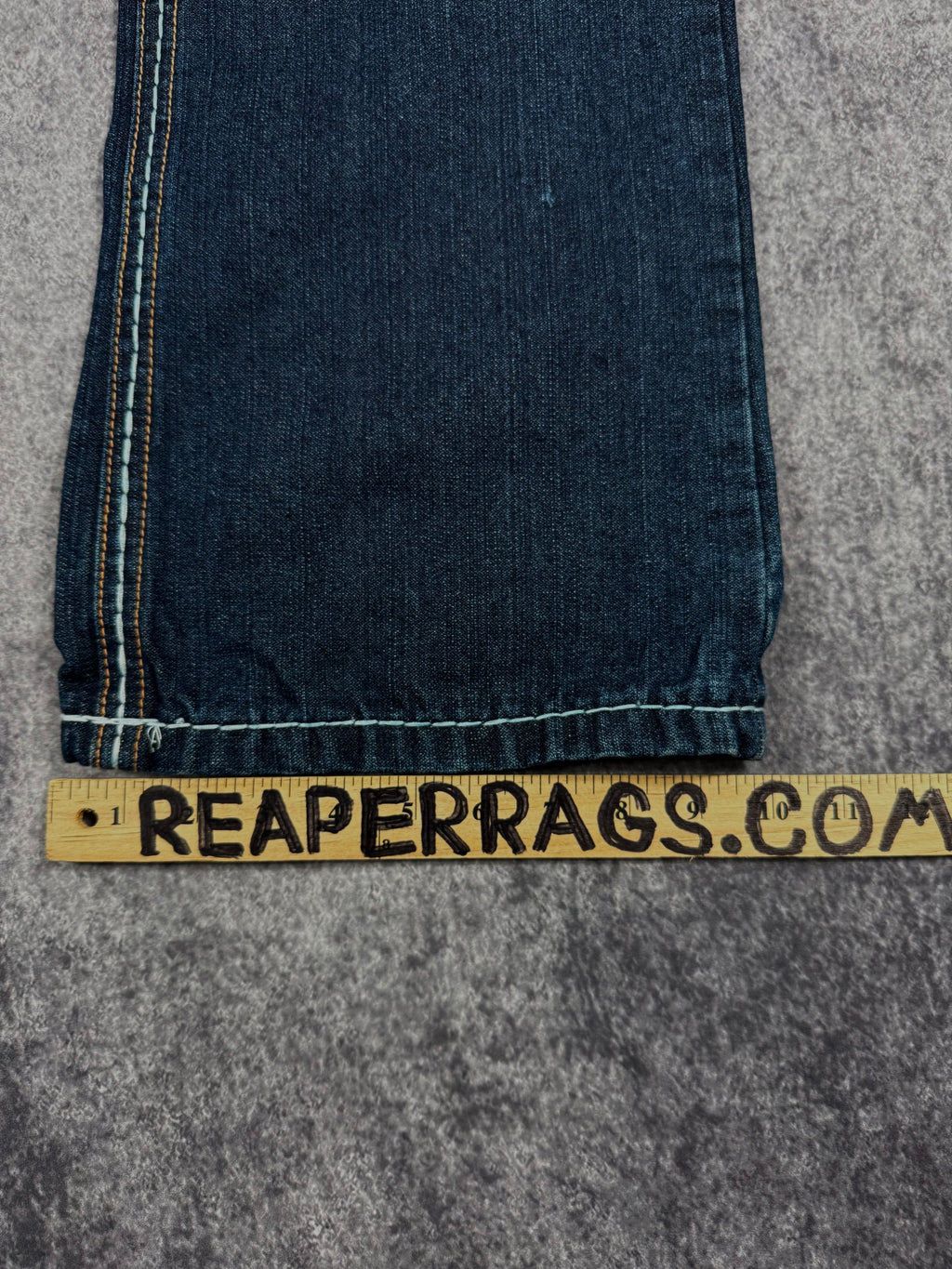 (rare) deadstock 2000s victorious jeans (32x30)