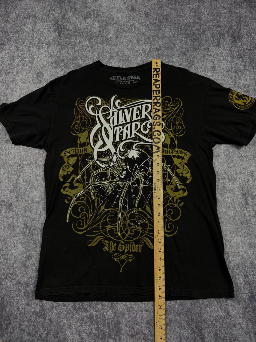 (rare) 2000s silver star shirt (L)