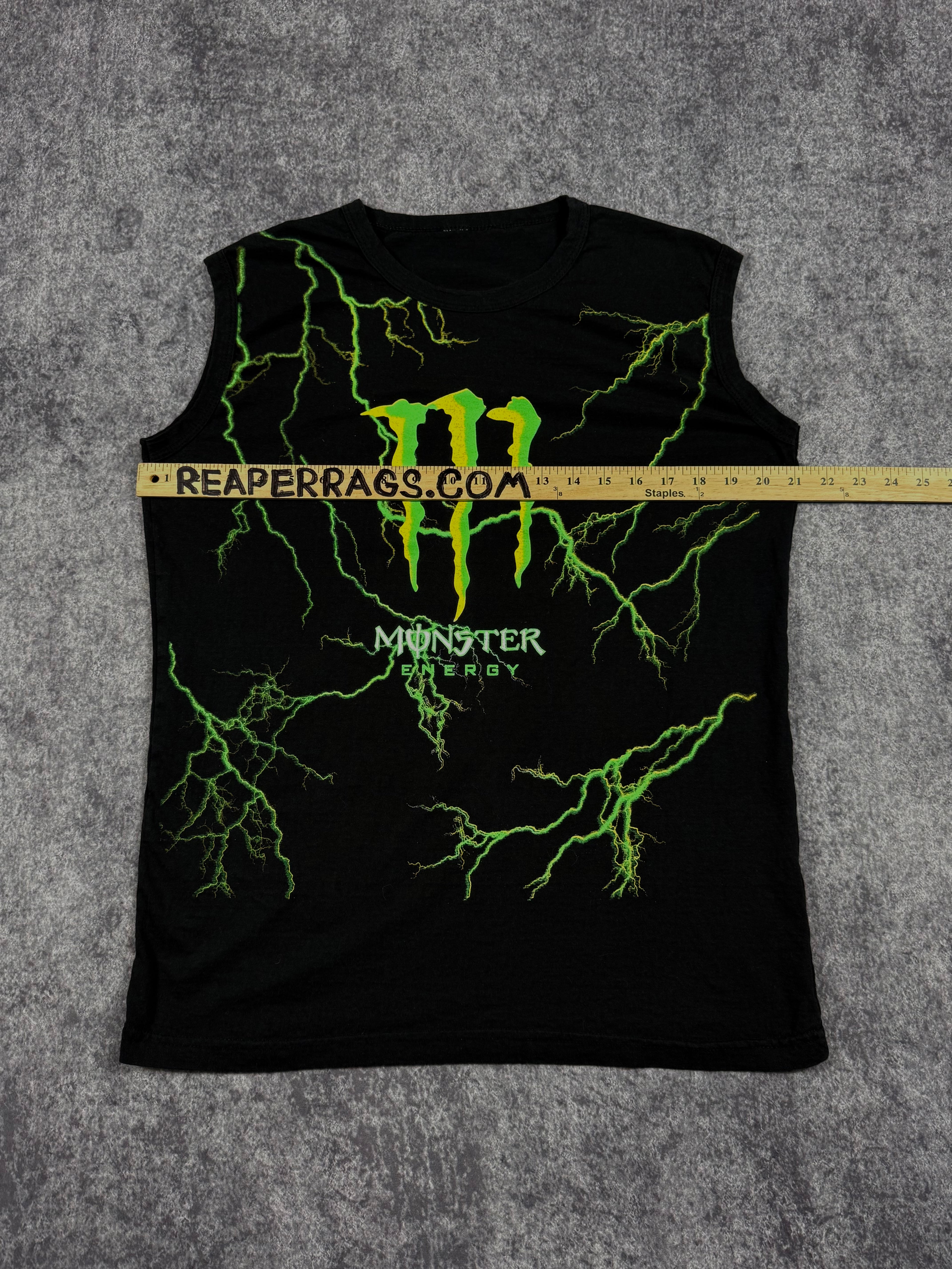 (rare) 2000s monster energy cutoff (L)