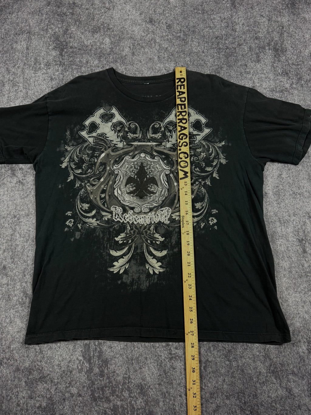 (rare) 2000s winged shirt (XL)