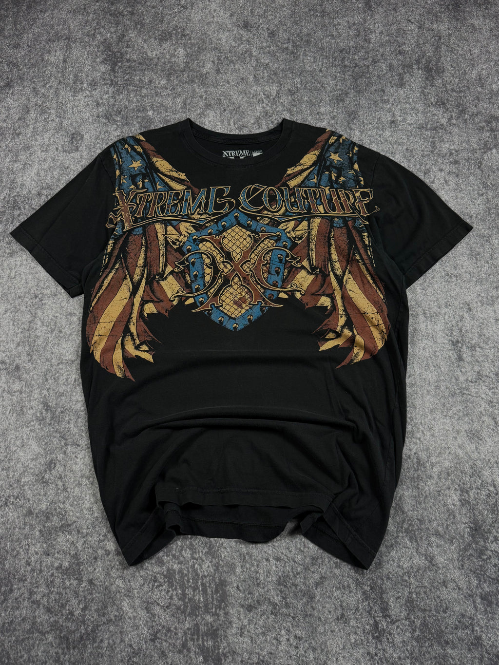 (rare) 2000s xtreme couture shirt (L)