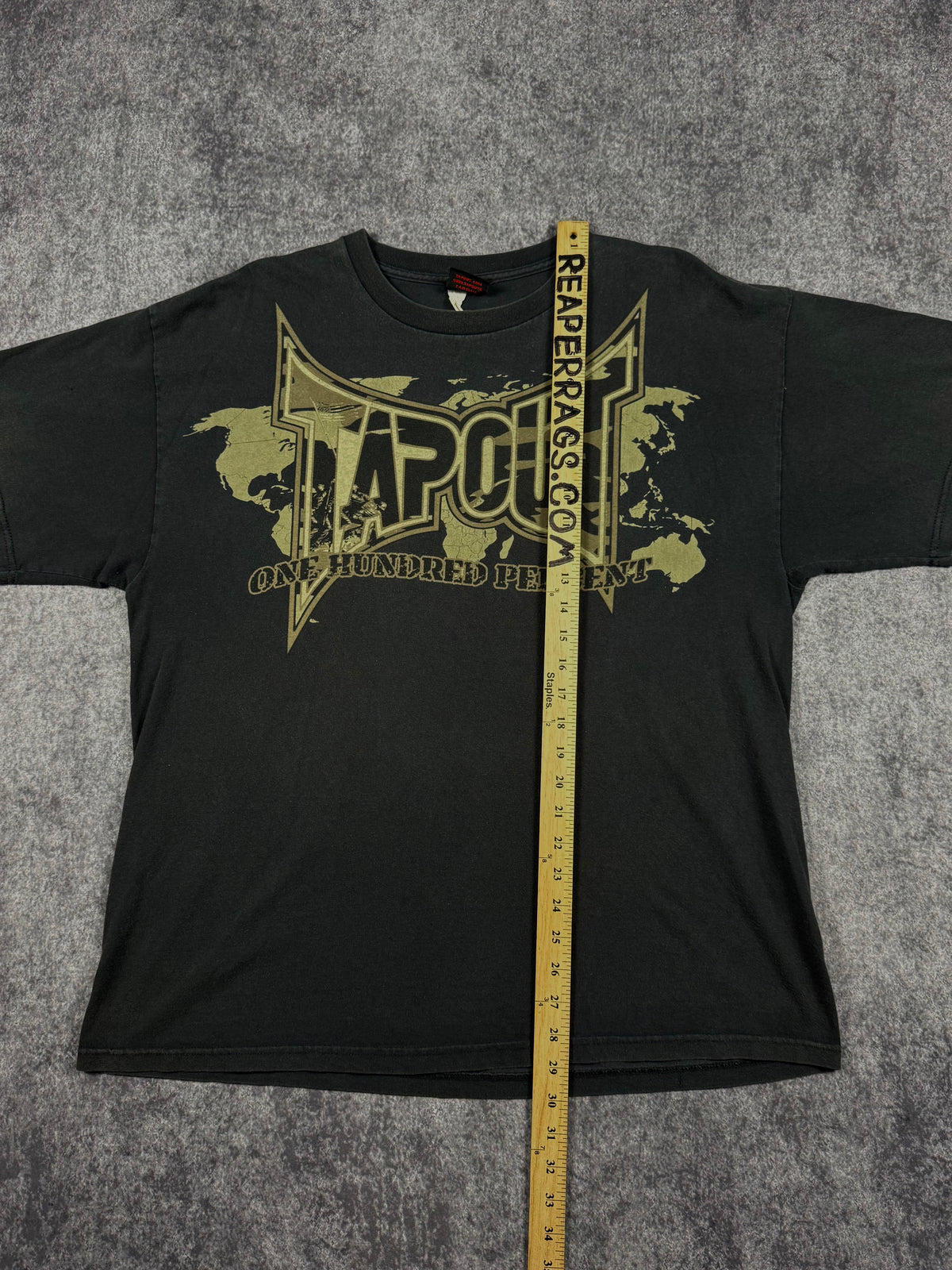 2000s tapout shirt (XL)