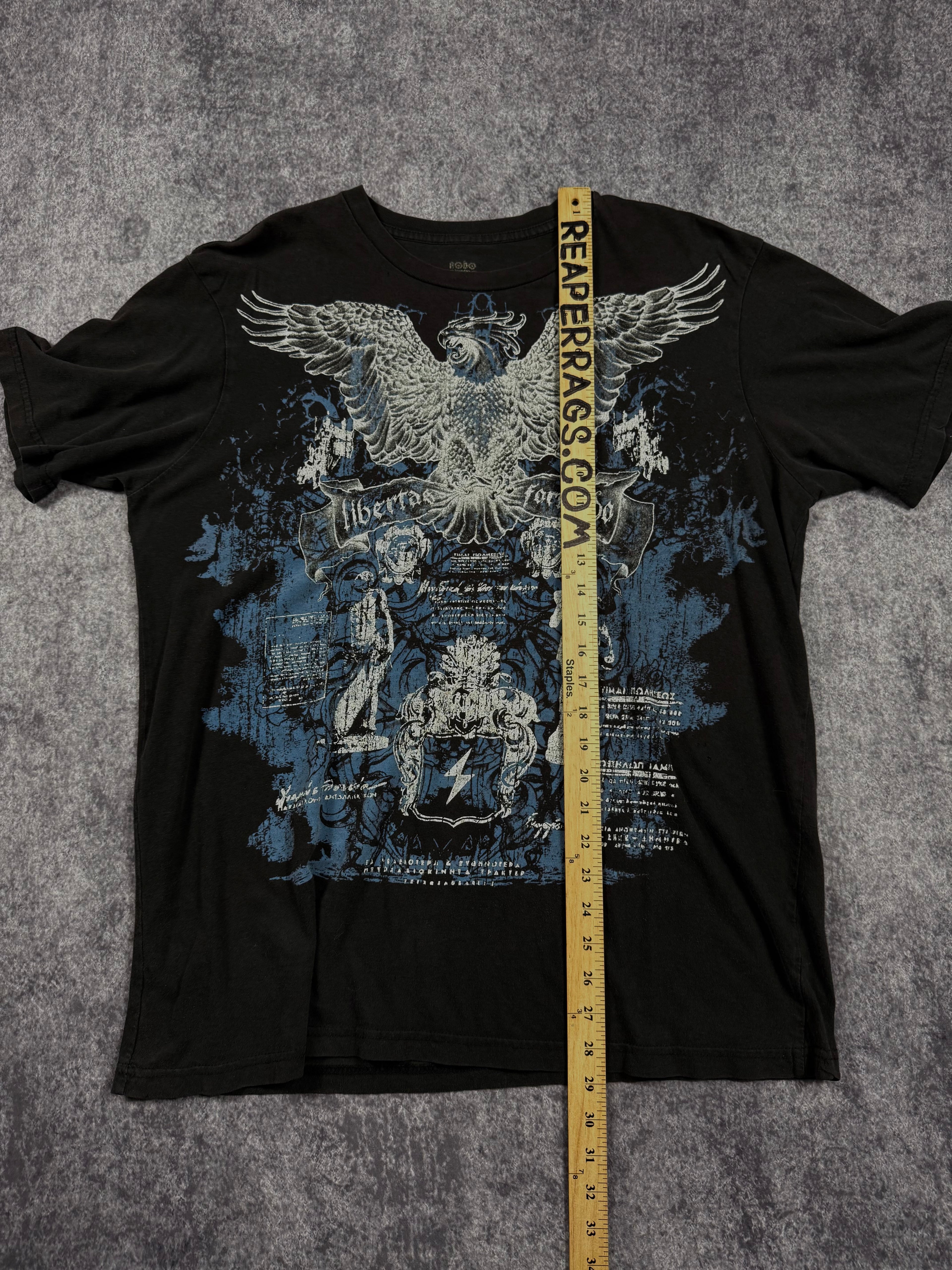 (rare) 2000s no boundaries shirt (L)
