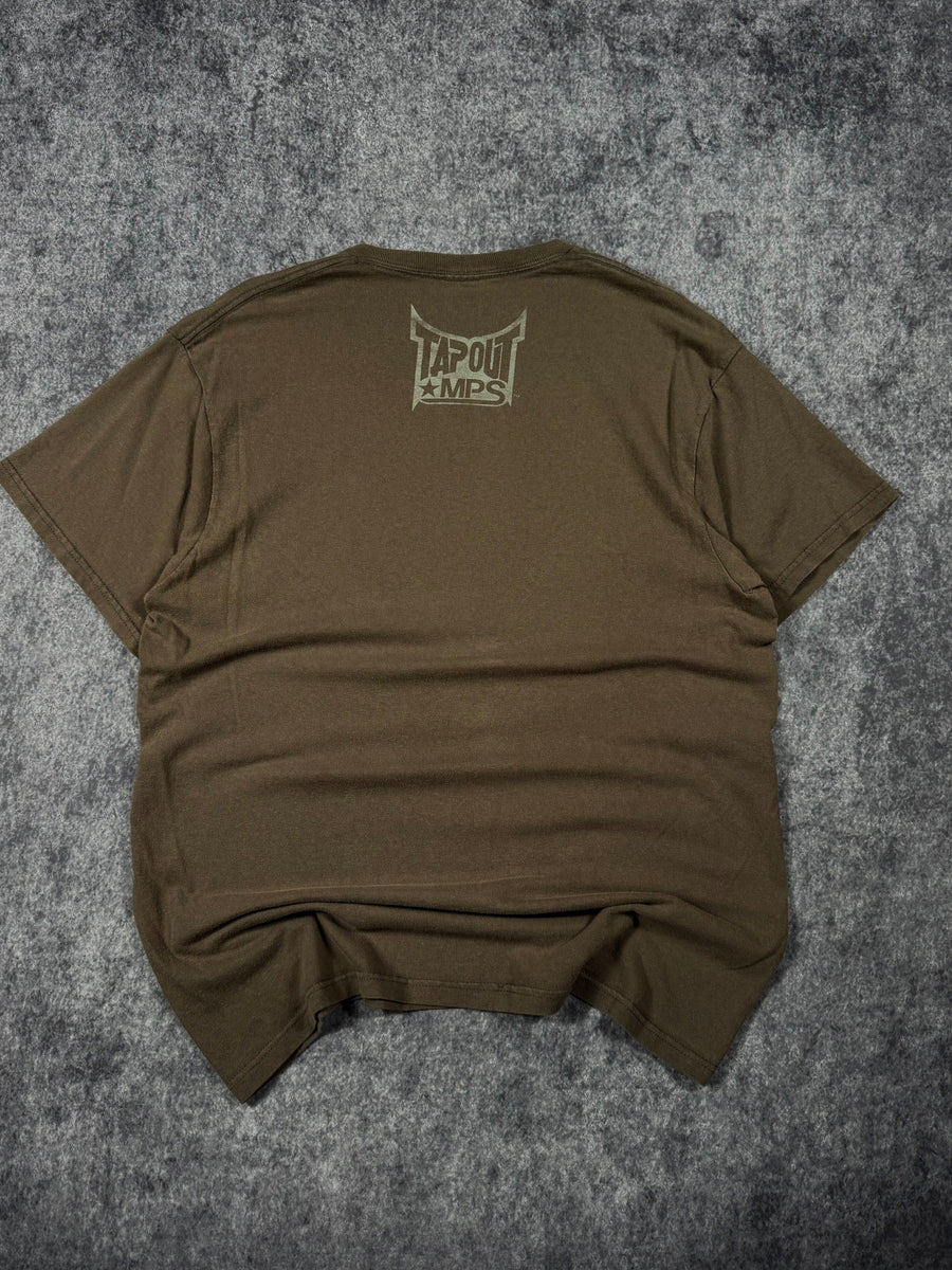 2000s tapout shirt (L)