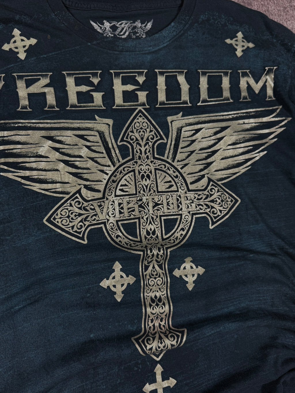 2000s winged chrome shirt (L)