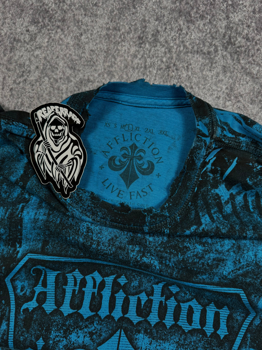(rare) 2000s affliction shirt (L)