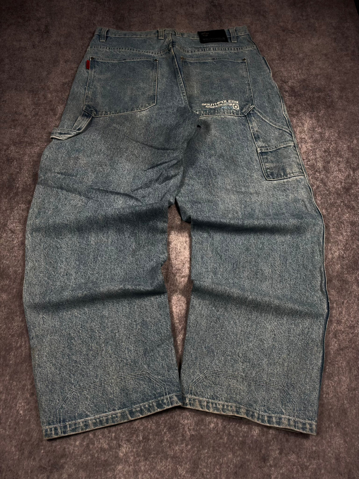 (RARE) 2000s EMBROIDERED SOUTHPOLE JEANS (36x32)