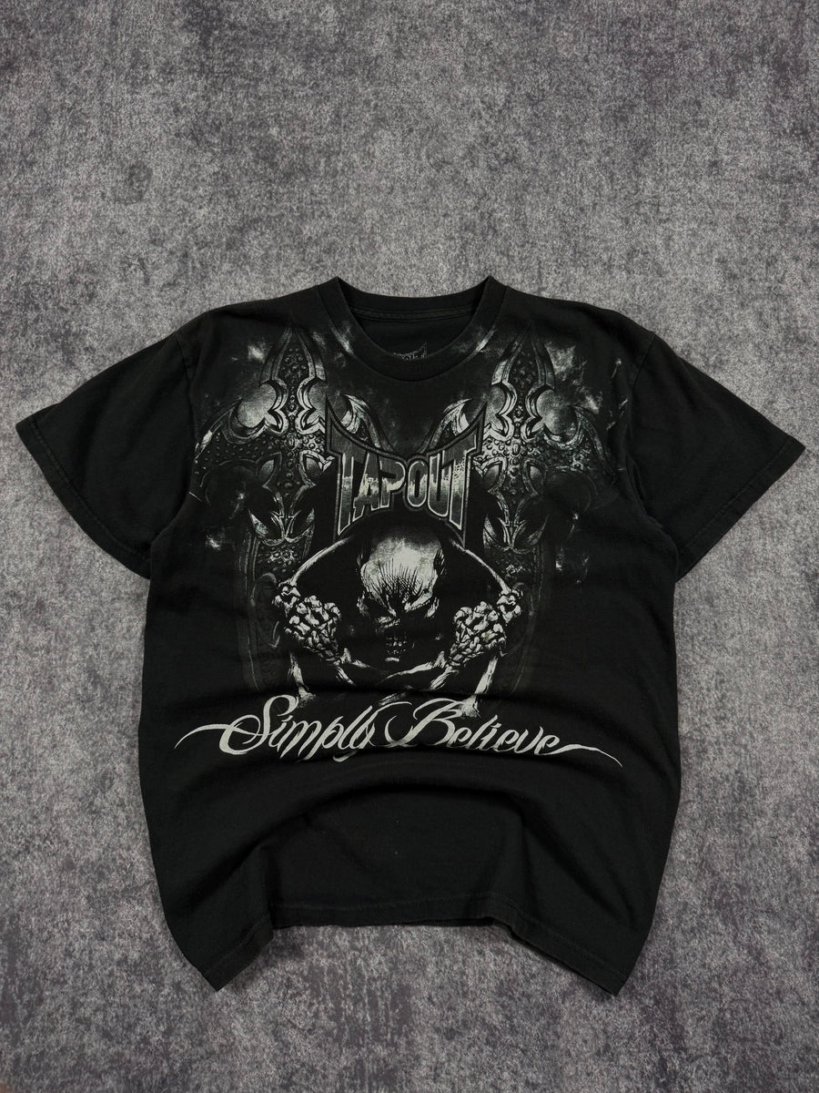 (rare) 2000s tapout shirt (M)