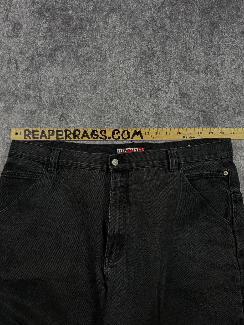 (rare) 2000s hedz up jorts (42)