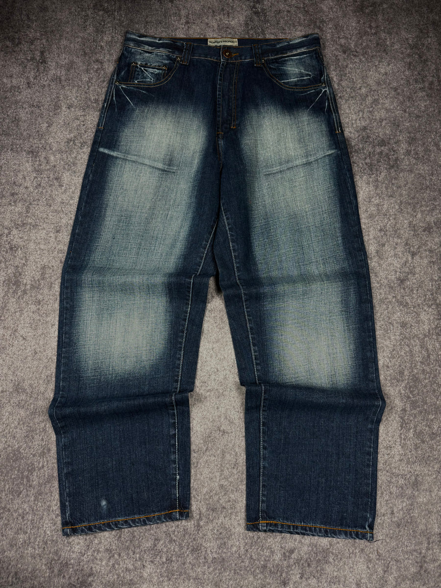 (rare) deadstock 2000s members property jeans (36x30)