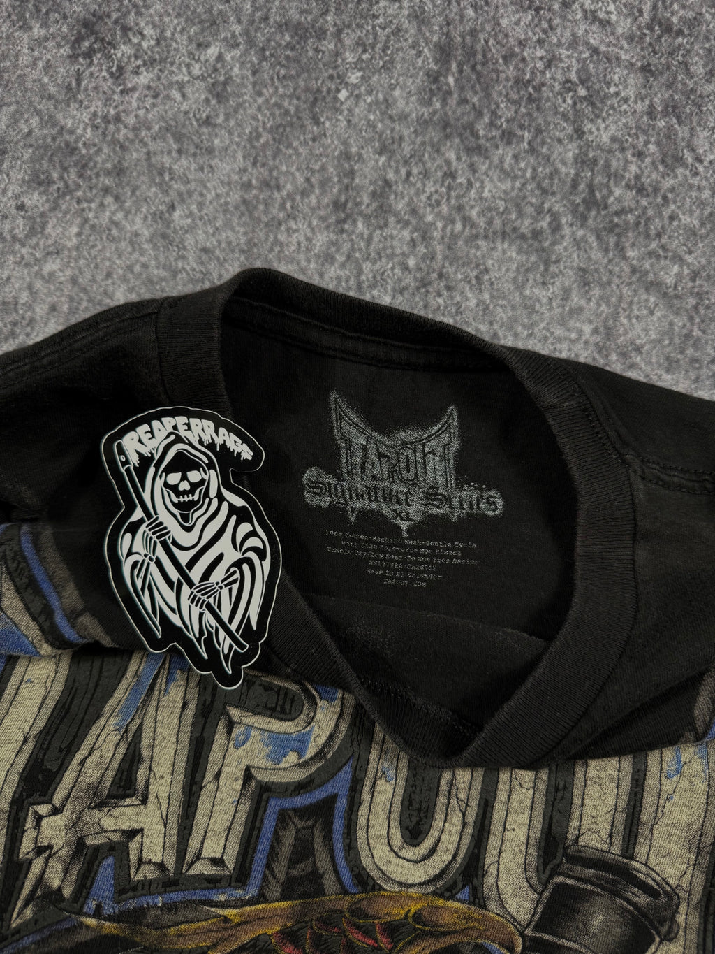2000s tapout signature series shirt (XL)
