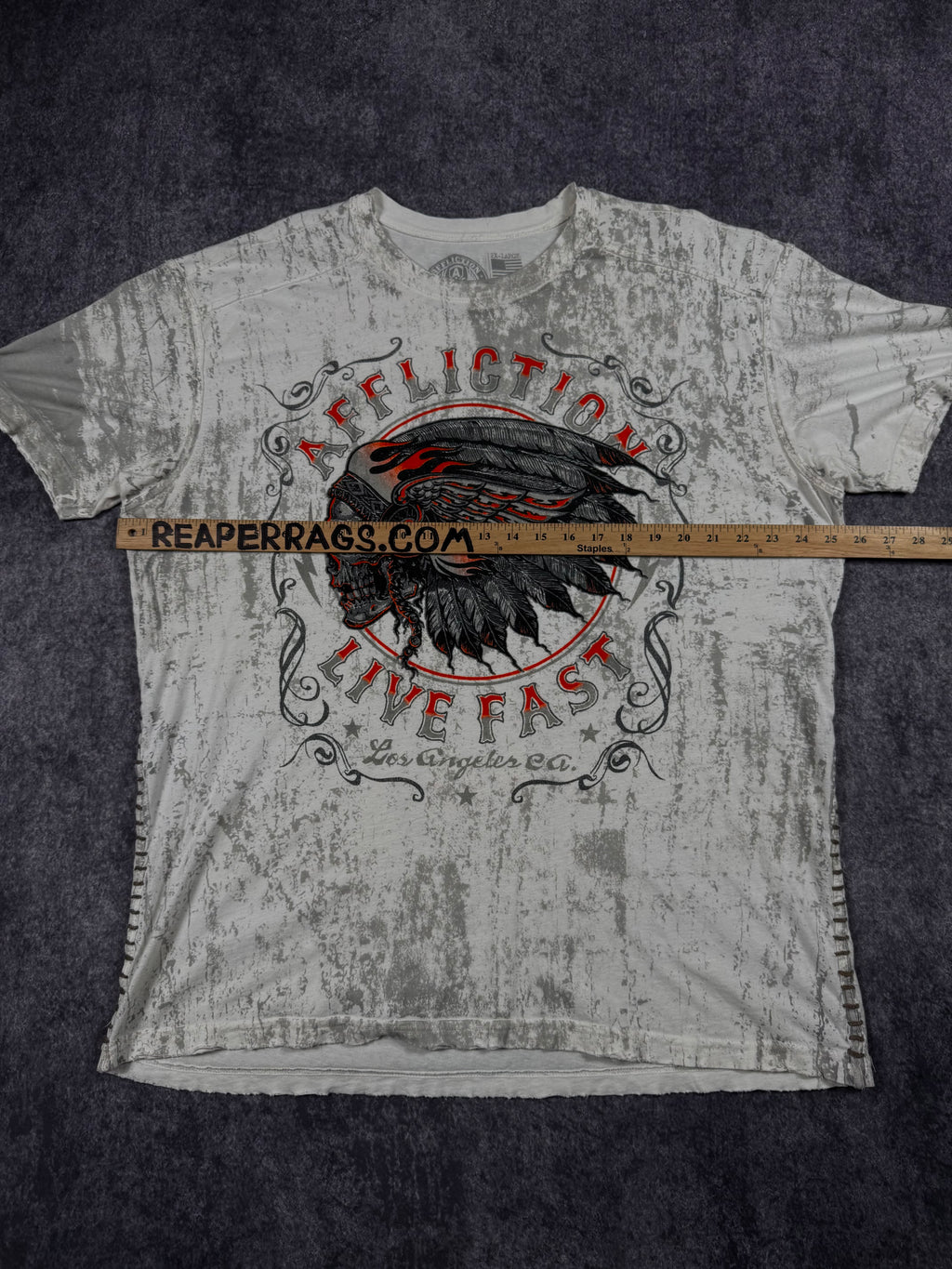 2000s affliction shirt (XXL)