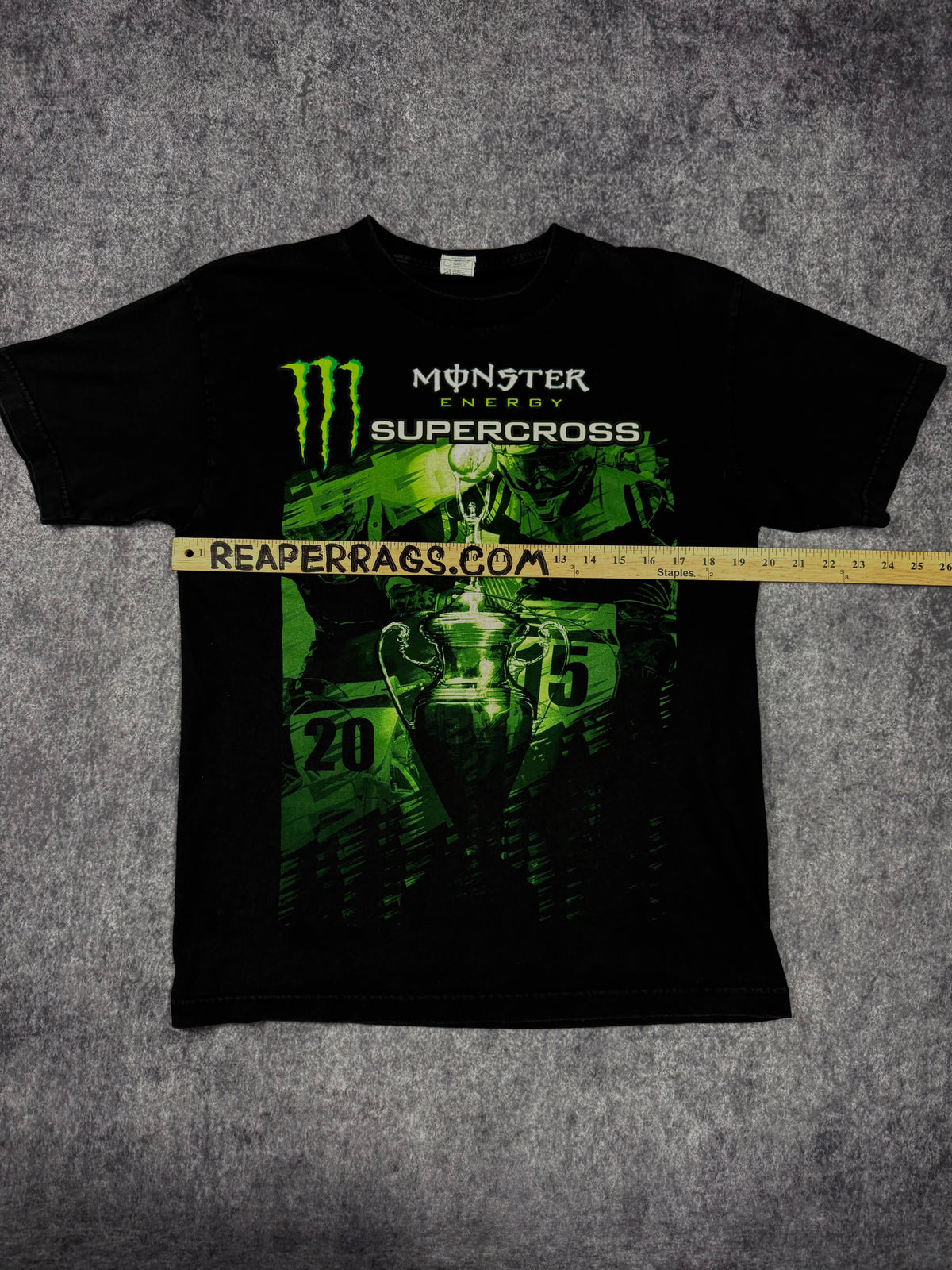 2000s monster energy shirt (M)