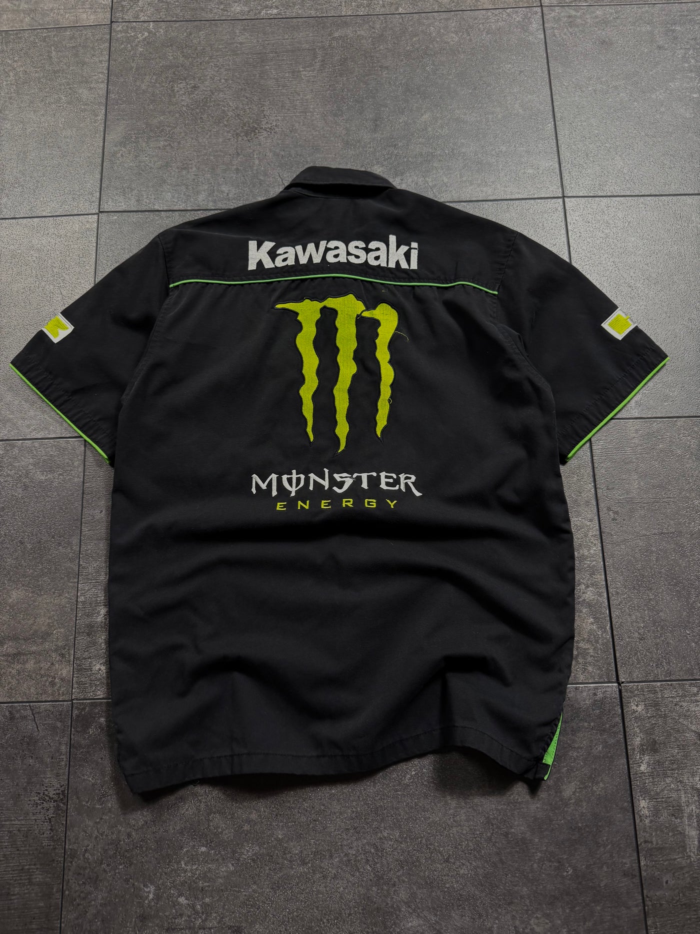 (rare) 2000s kawasaki x monster energy shirt