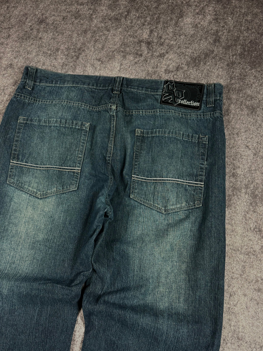 (rare) 2000s southpole jeans (42x30)