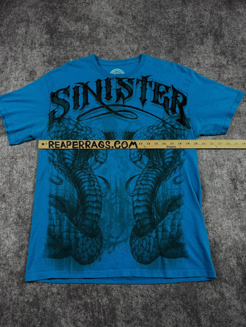 (rare) 2000s sinister shirt (M)