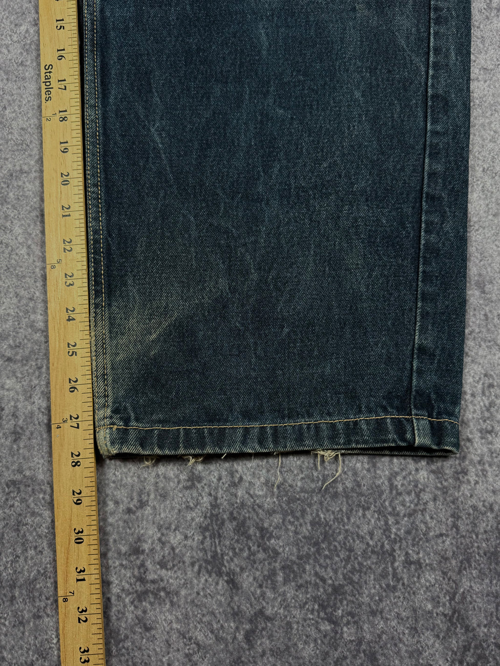 (rare) 2000s southpole gold tab jeans (36x28)