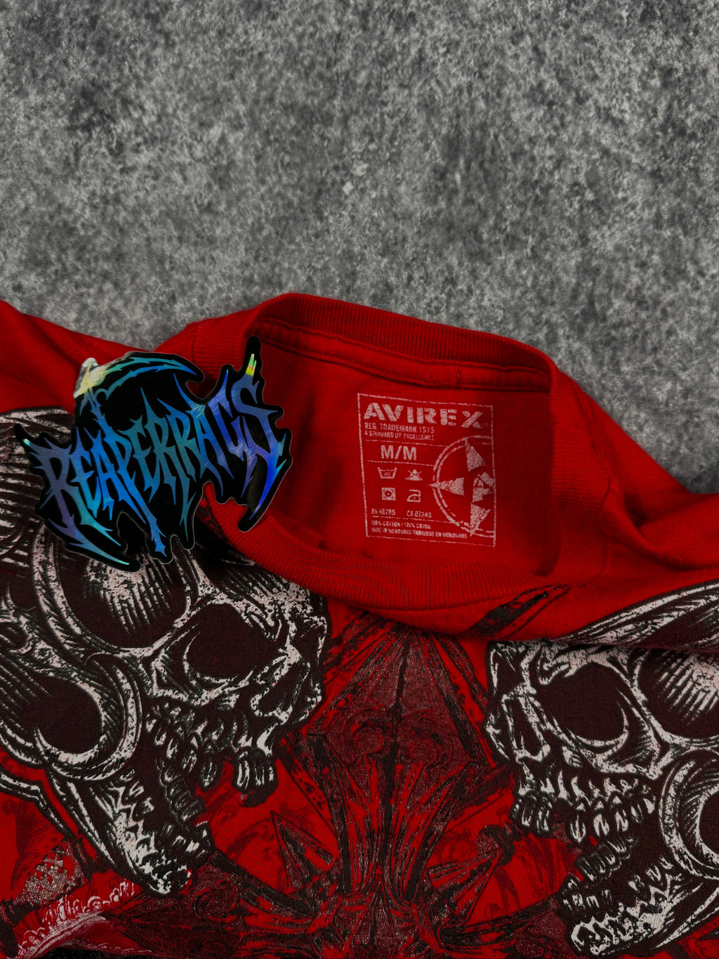 (rare) 2000s avirex shirt (M)