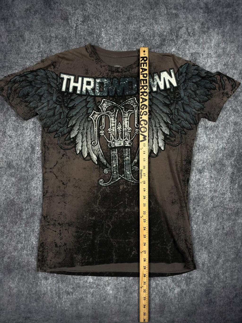 (RARE) 2000s THROWDOWN SHIRT (L)