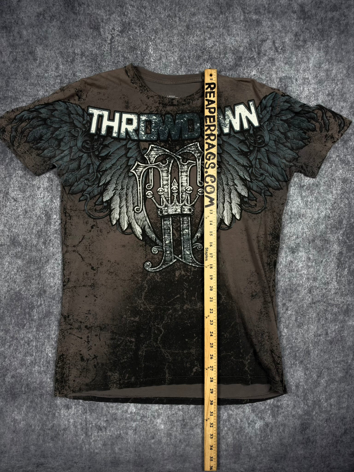 (RARE) 2000s THROWDOWN SHIRT (L)