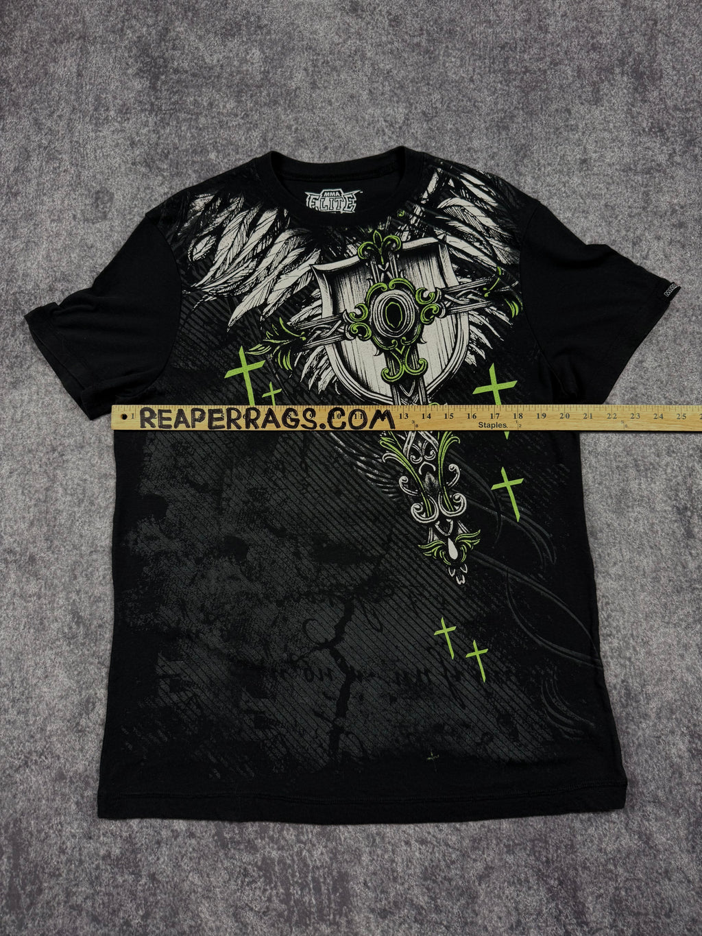 (rare) 2000s mma elite shirt (M)