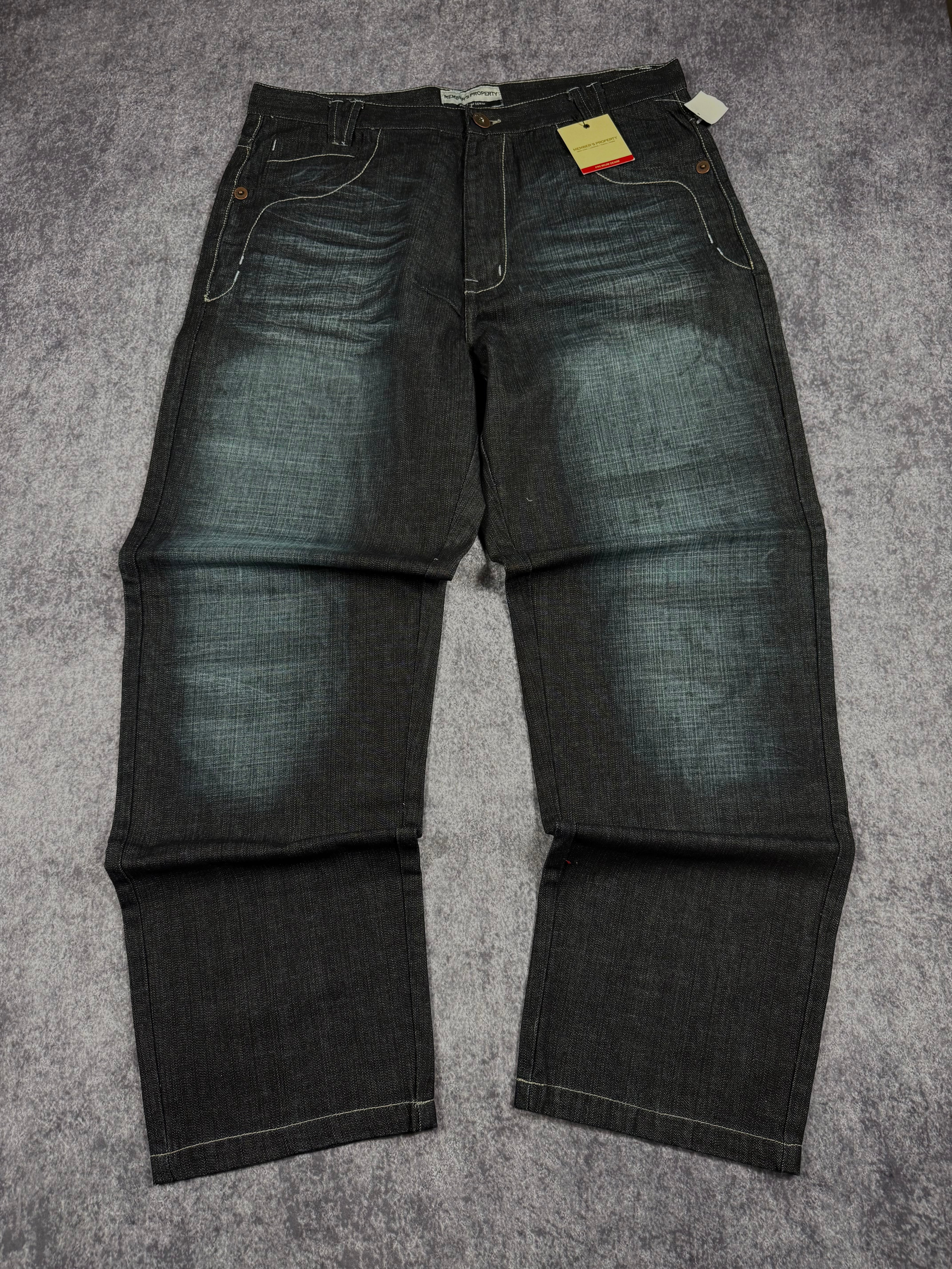 (rare) deadstock 2000s members property jeans (40x33)