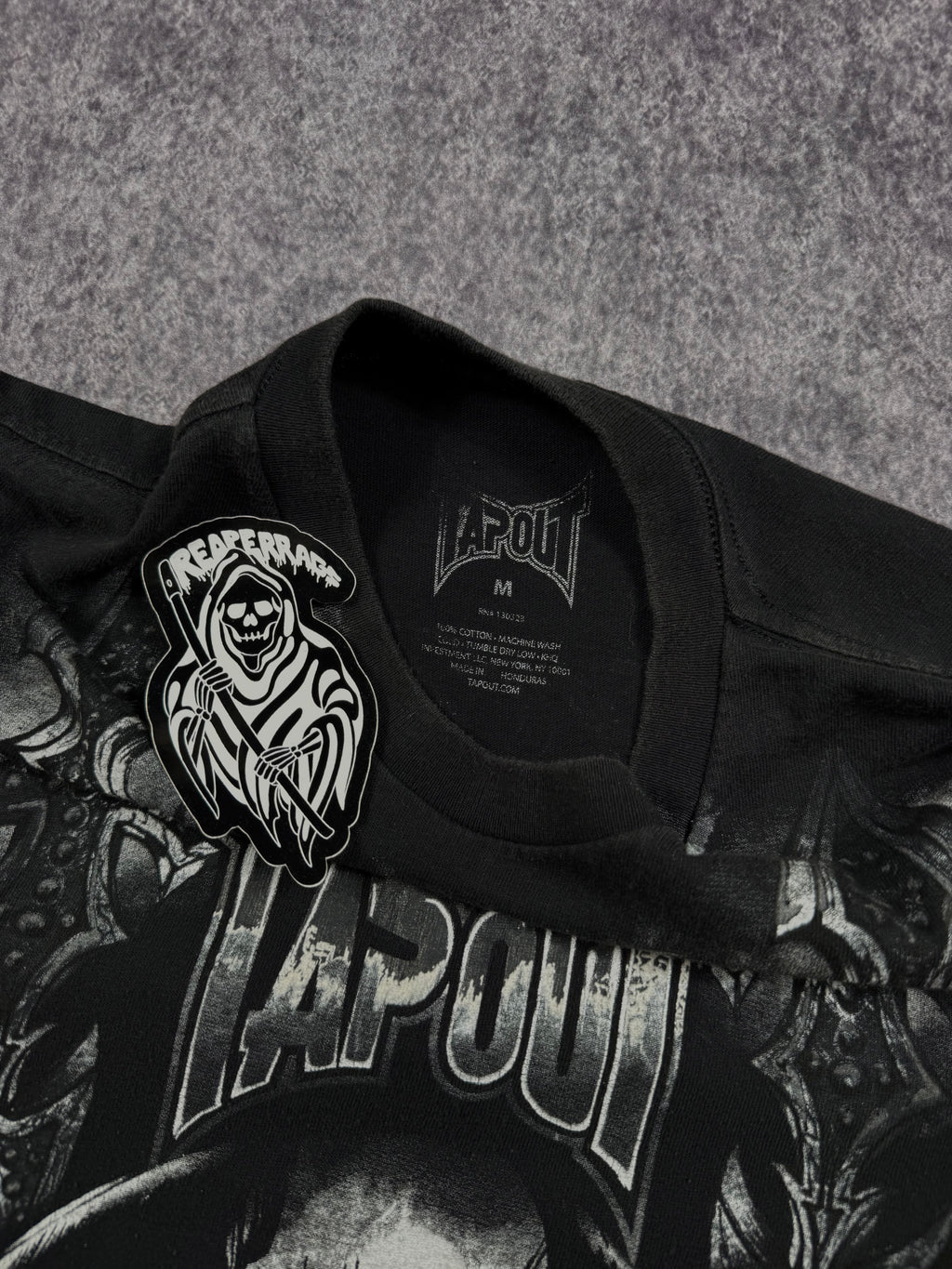 (rare) 2000s tapout shirt (M)
