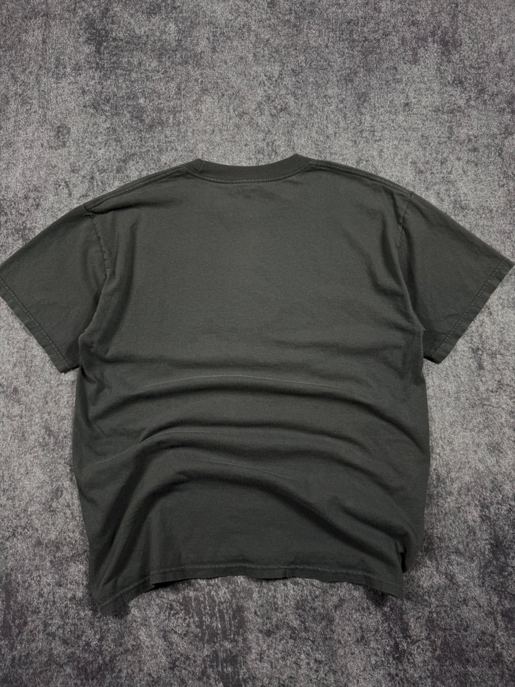 2000s winged skull shirt (L)