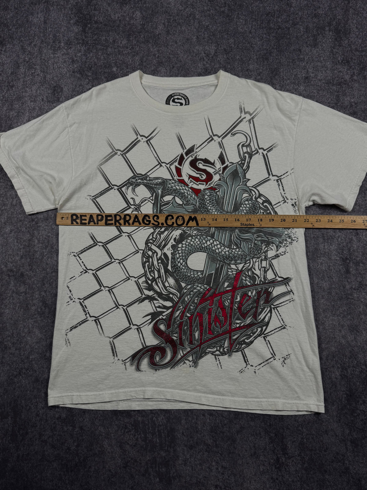 (rare) 2000s sinister shirt (L)