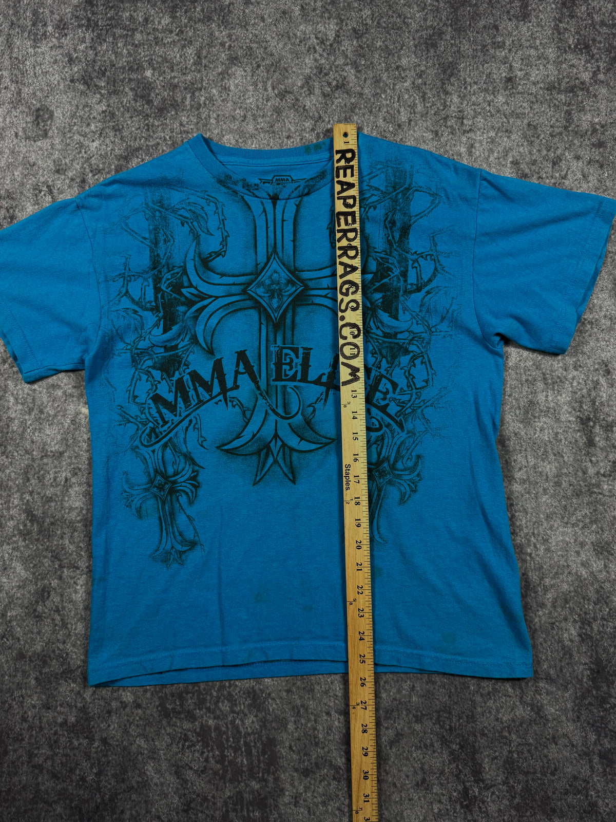 2000s mma elite shirt (M)