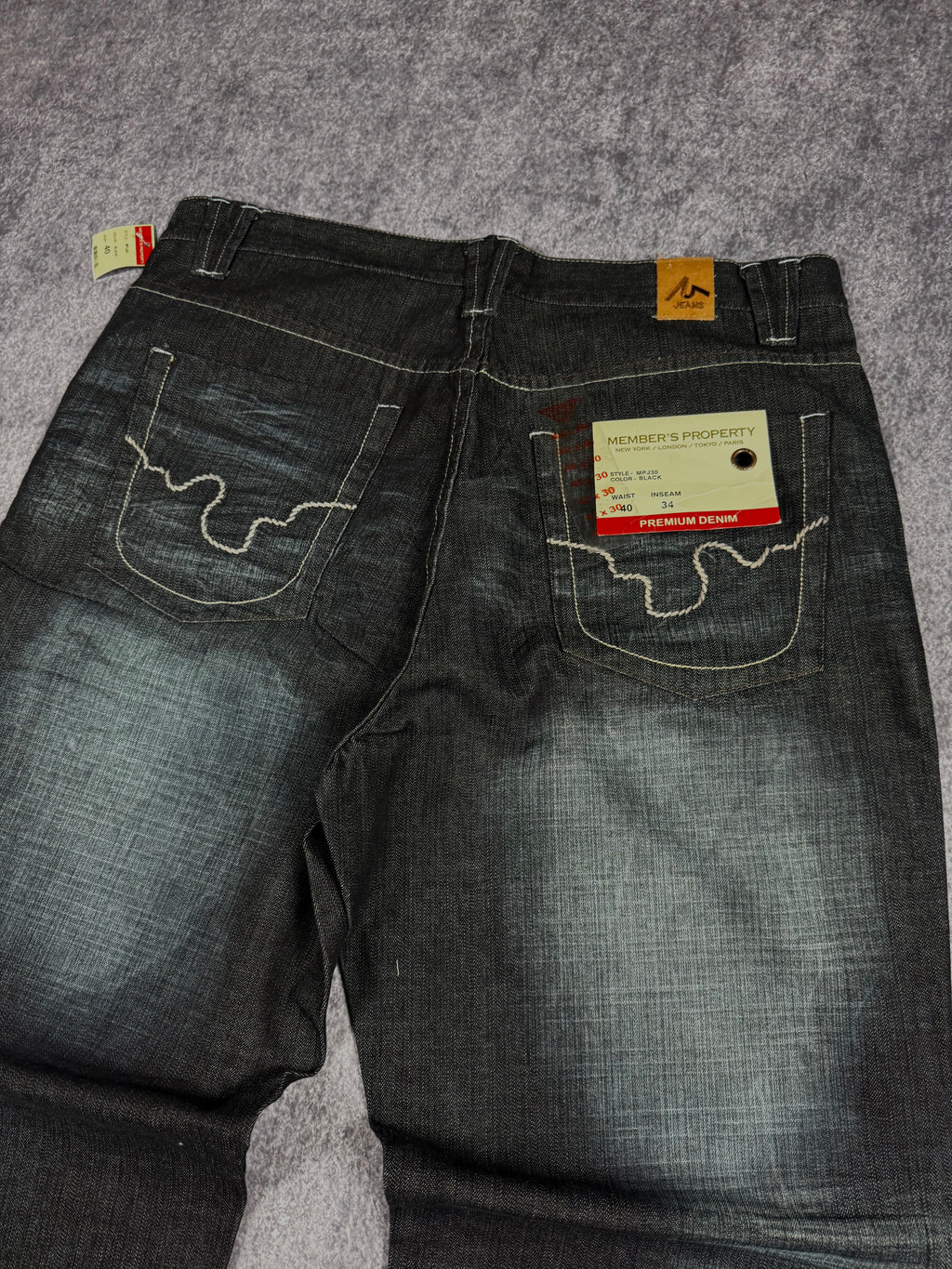 (rare) deadstock 2000s members property jeans (40x33)