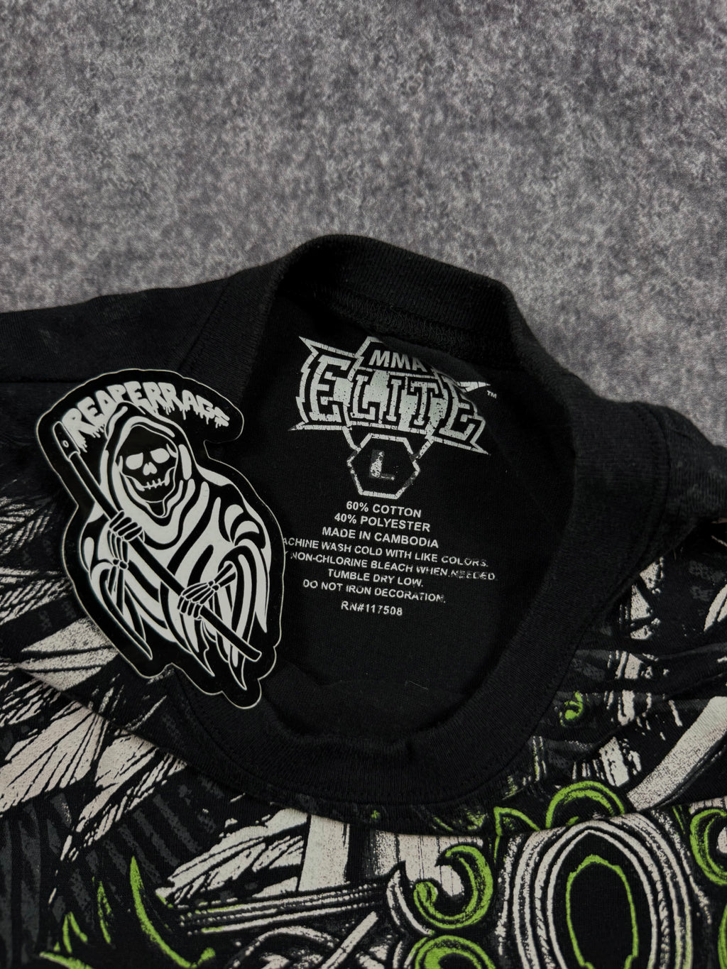 (rare) 2000s mma elite shirt (M)