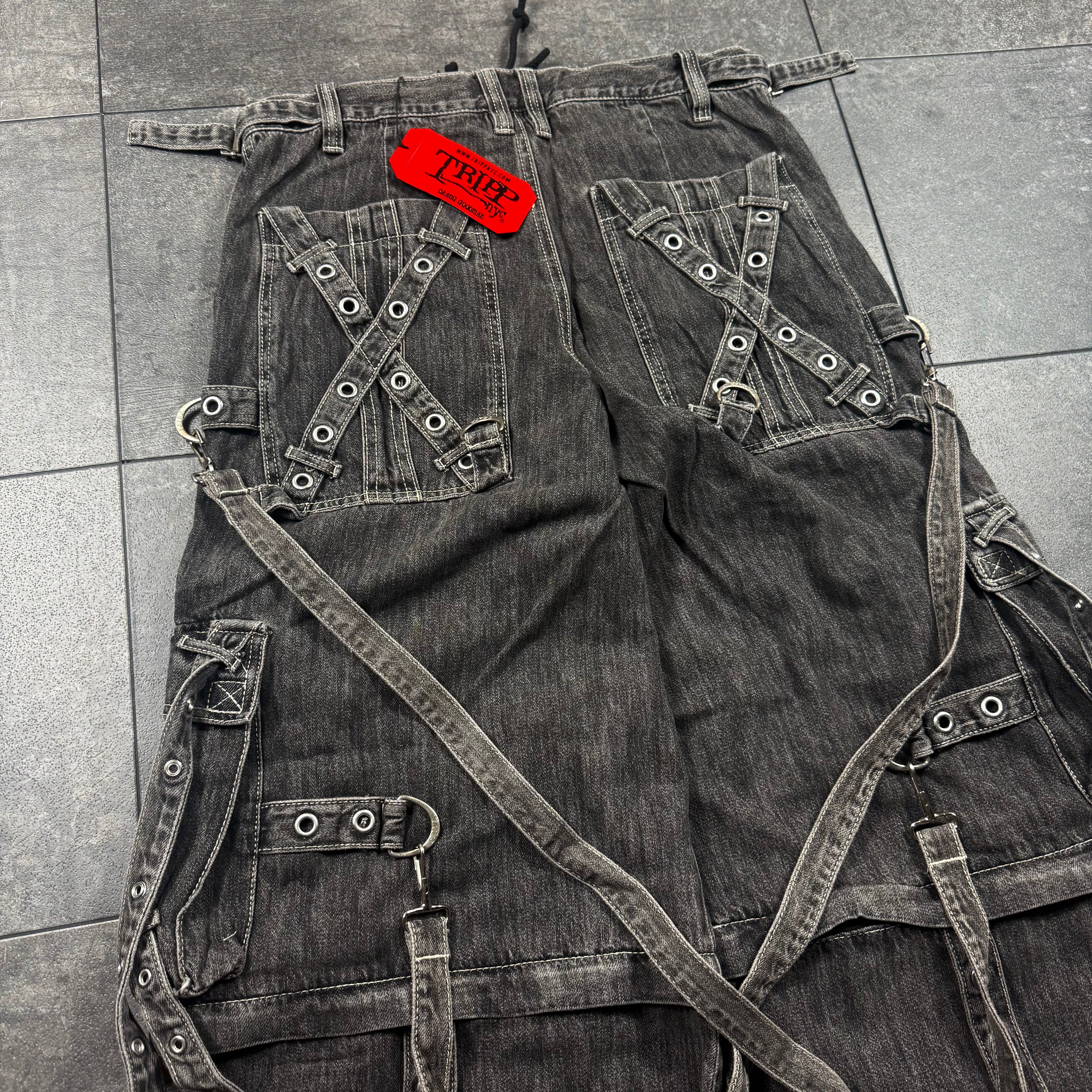 NWT 2000s Tripp NYC X-Strap Zip-Off Pant