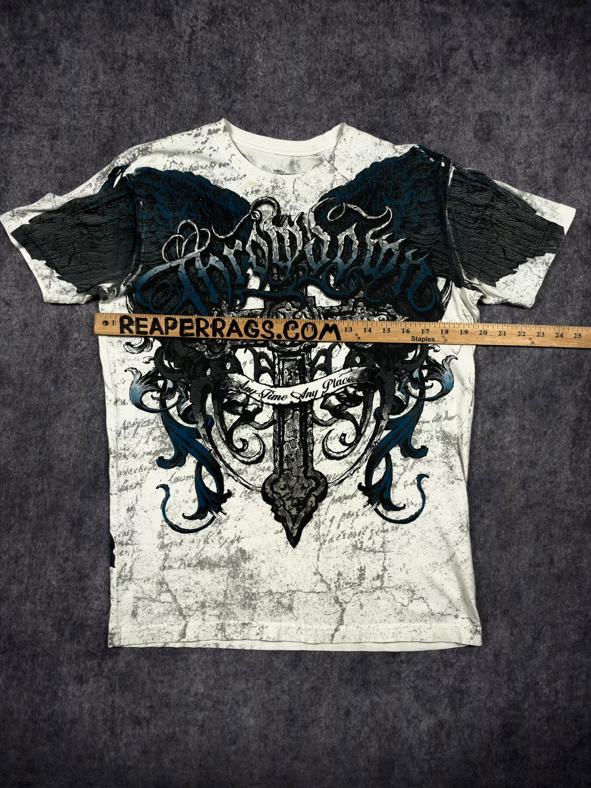 (RARE) 2000s THROWDOWN SHIRT (S)