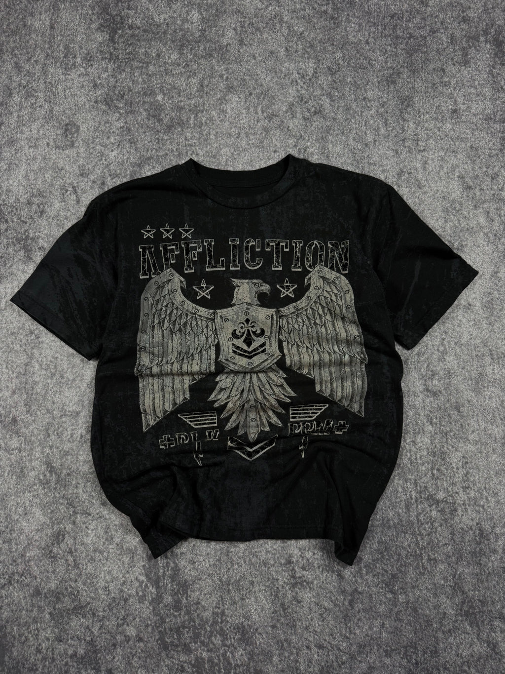 2000s affliction shirt (XXS)