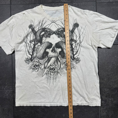 Distressed Y2K Skull & Snake Tshirt (XL)