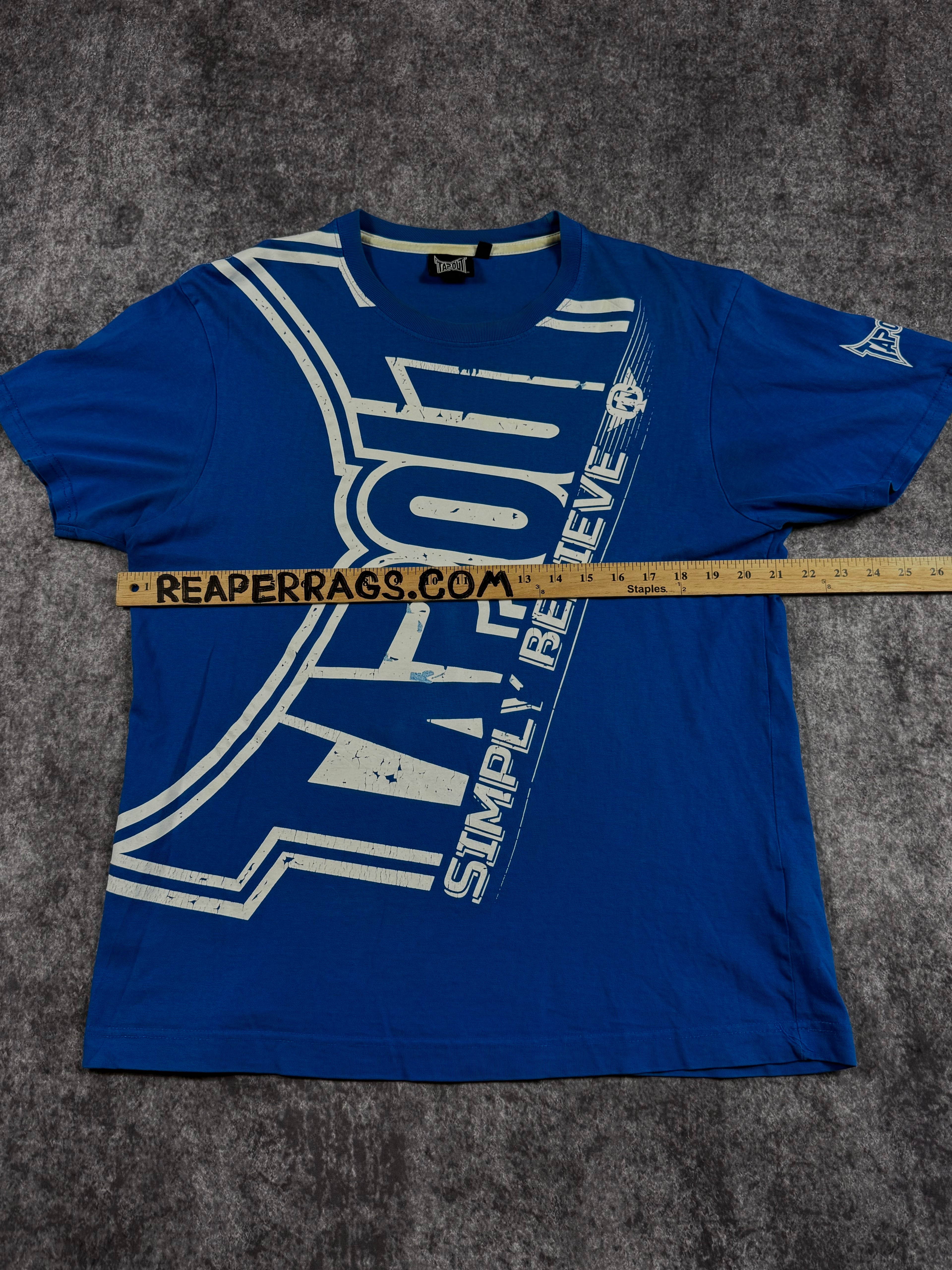 2000s tapout shirt (L)