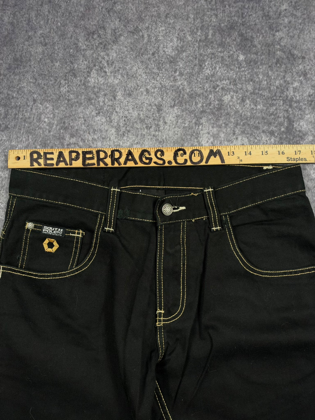 (RARE) 2000s BOOTLEG EMBROIDERED SOUTHPOLE JEANS (34x28)
