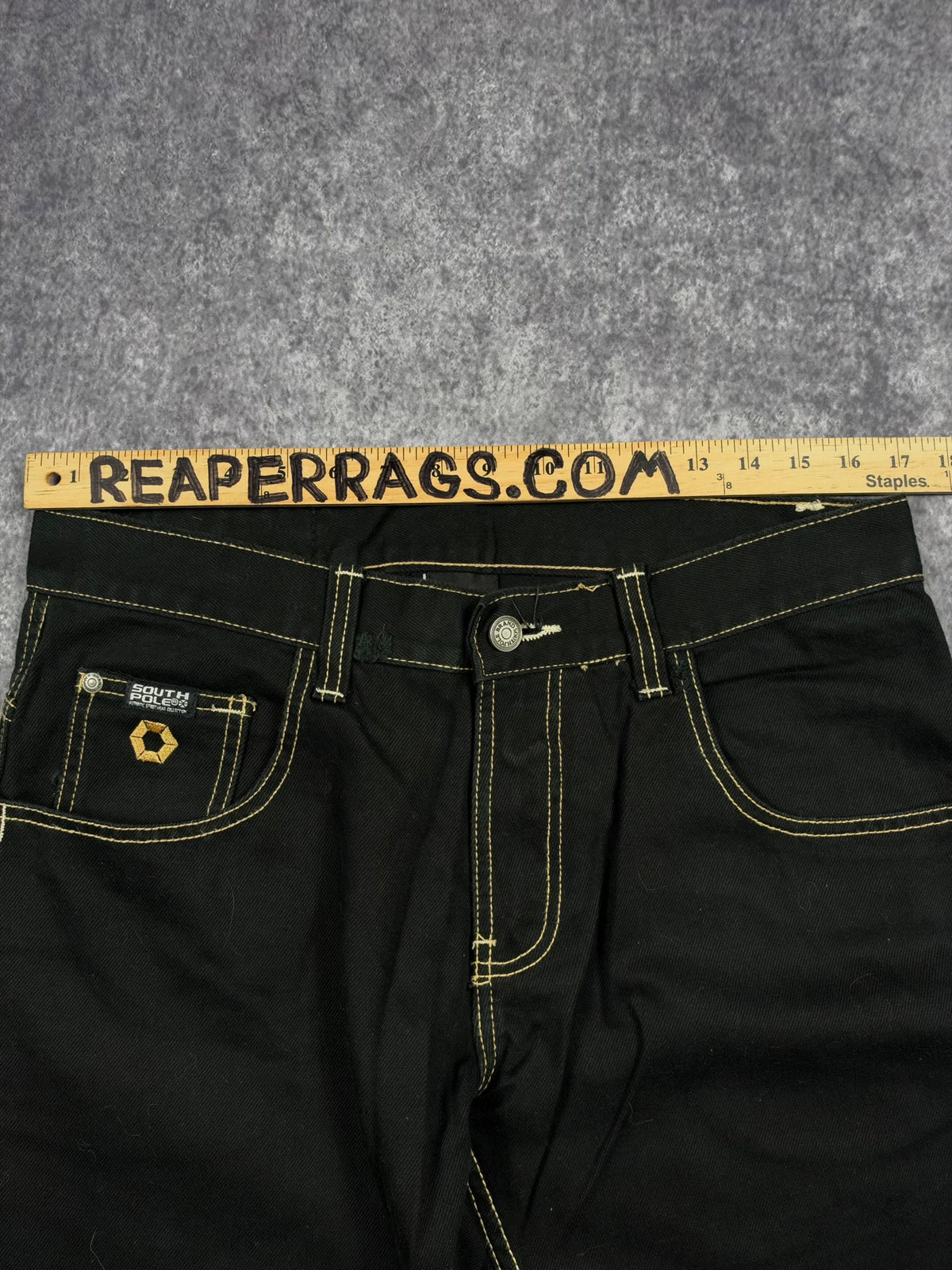 (RARE) 2000s BOOTLEG EMBROIDERED SOUTHPOLE JEANS (34x28)