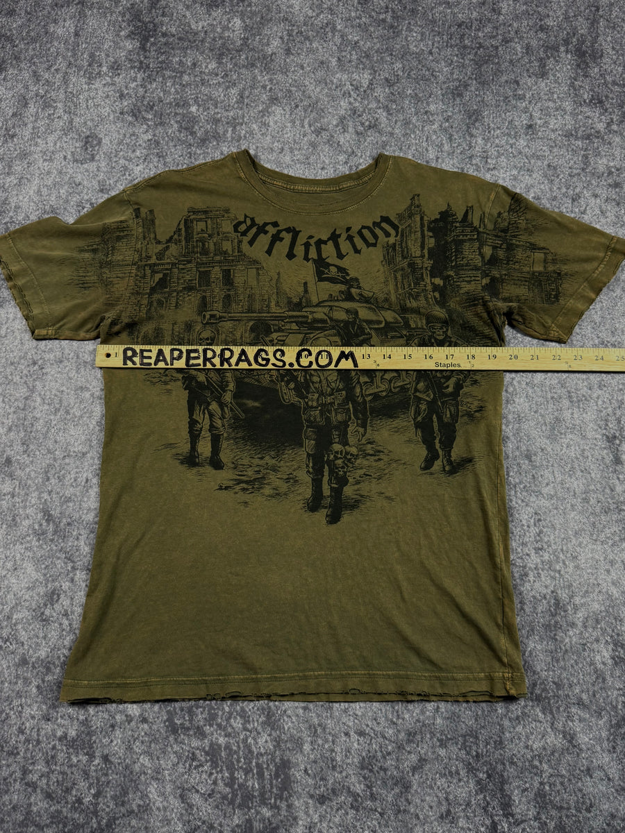 (rare) 2000s affliction x ghost army shirt (S)