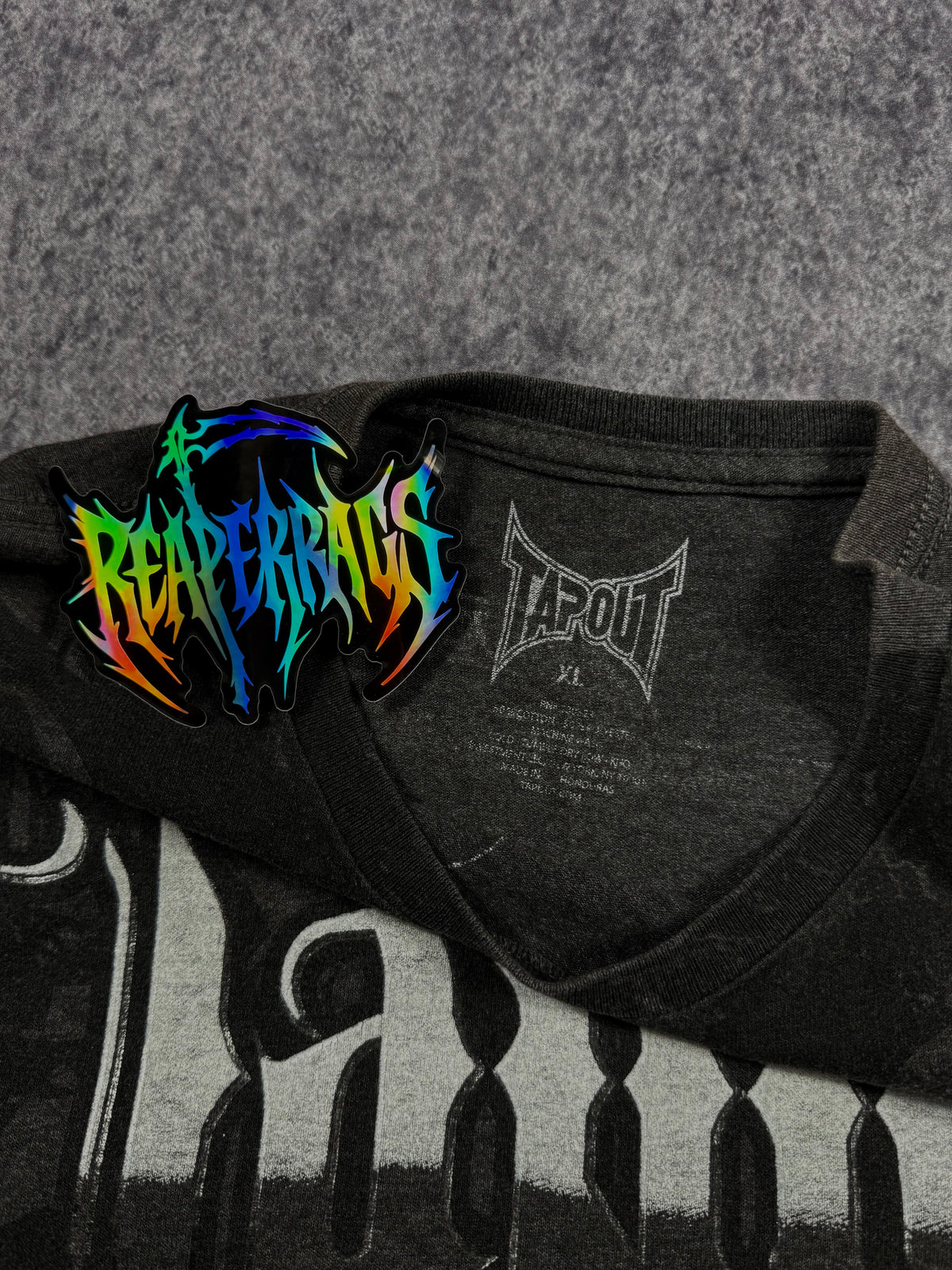 (rare) 2000s tapout shirt (XL)