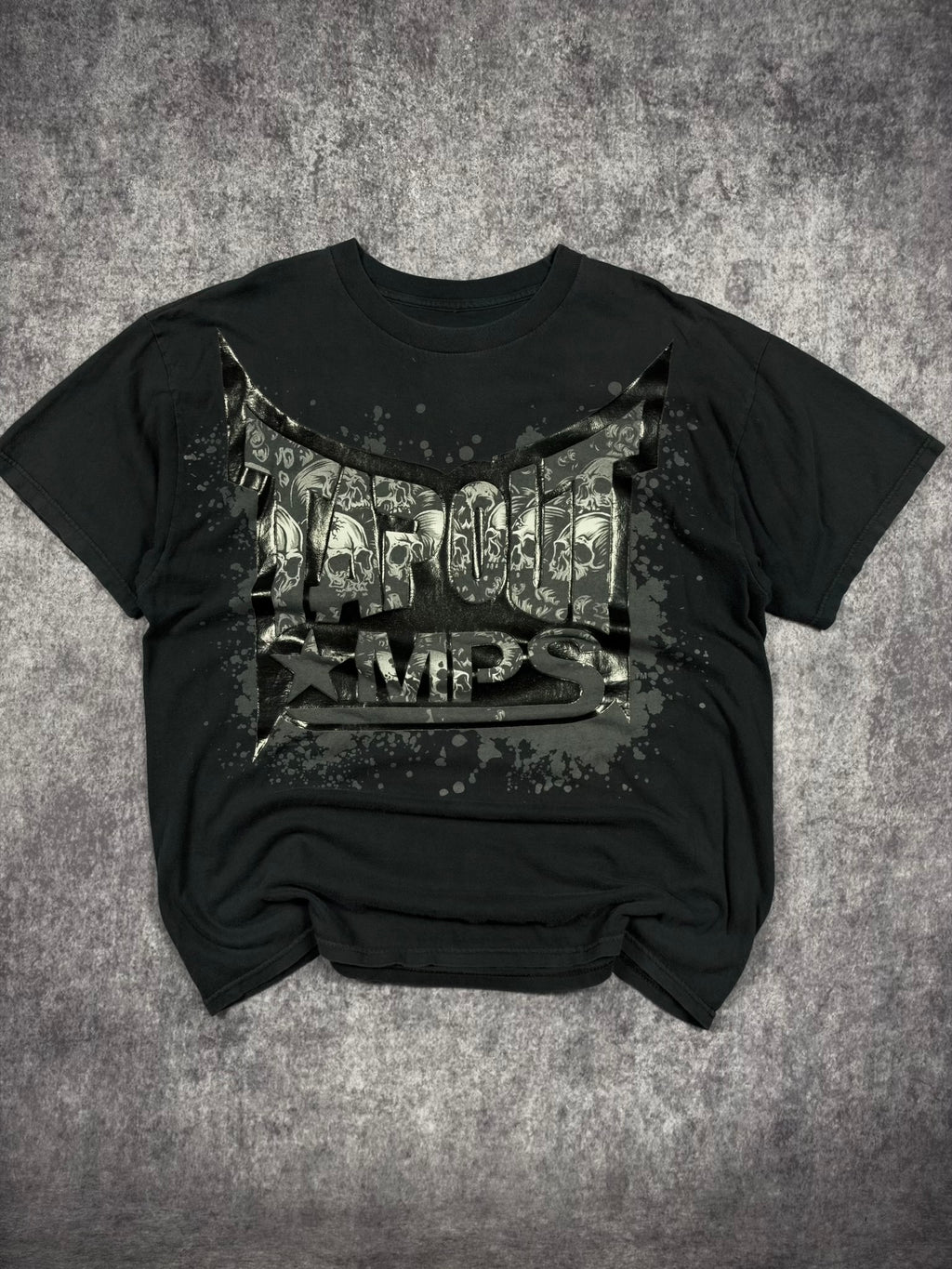 (RARE) 2000S TAPOUT SHIRT (XL)