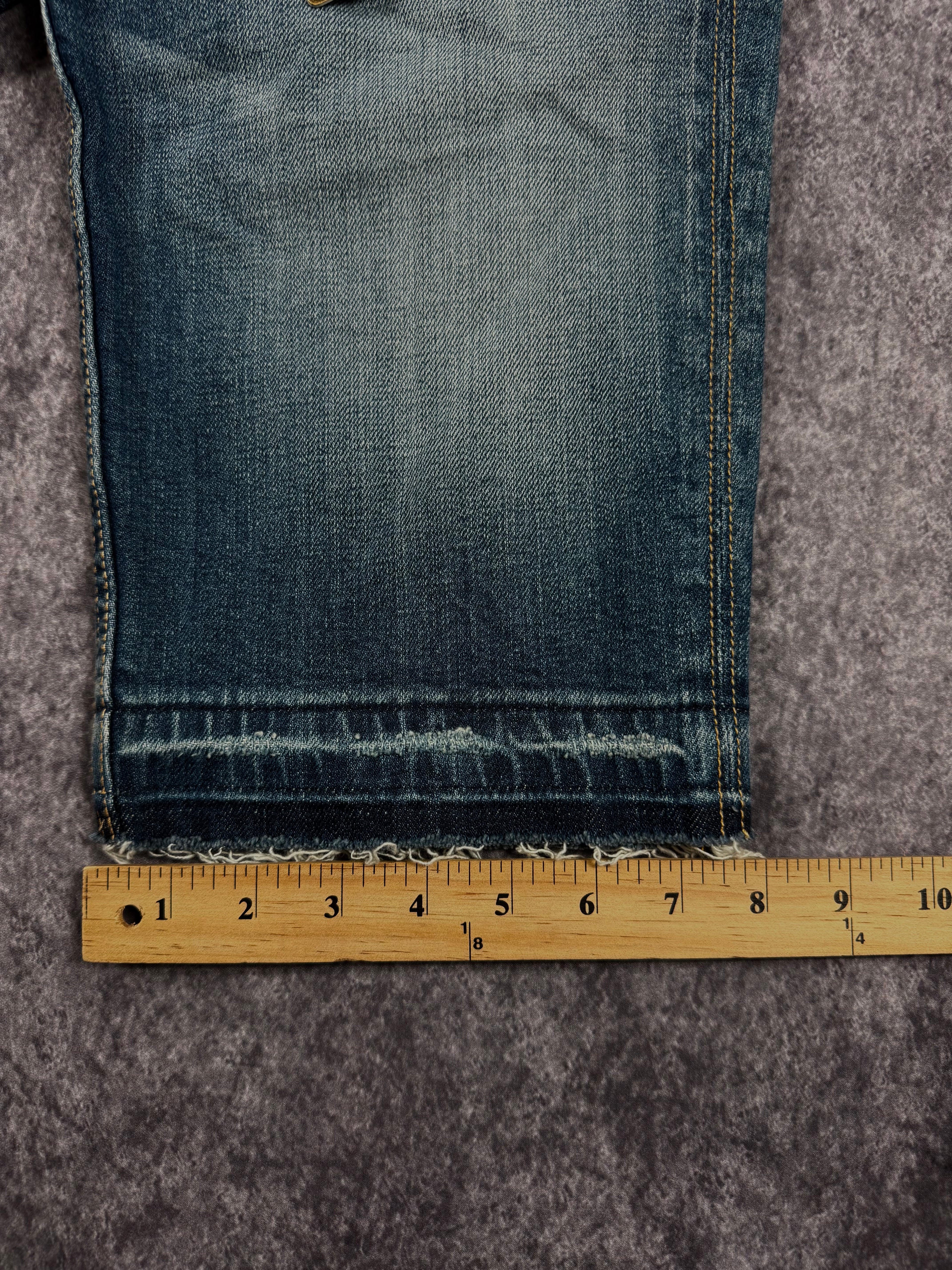 (rare) deadstock 2000s miss me jorts (30)