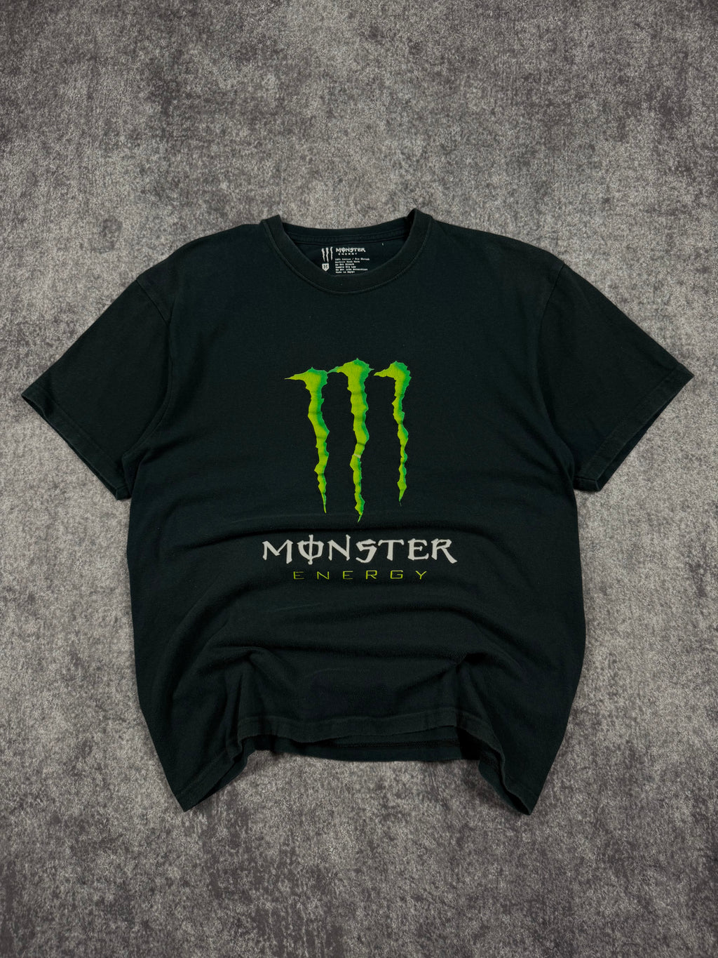 (rare) 2000s monster energy shirt (M)